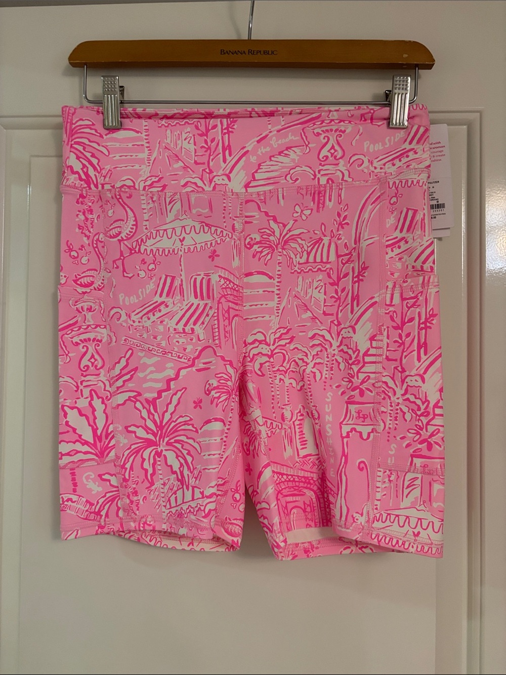 NWT Lilly Pulitzer M weekender bike shorts